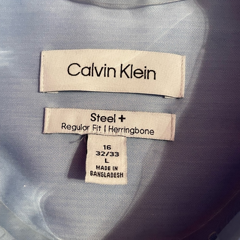 Men’s button down shirt in light blue